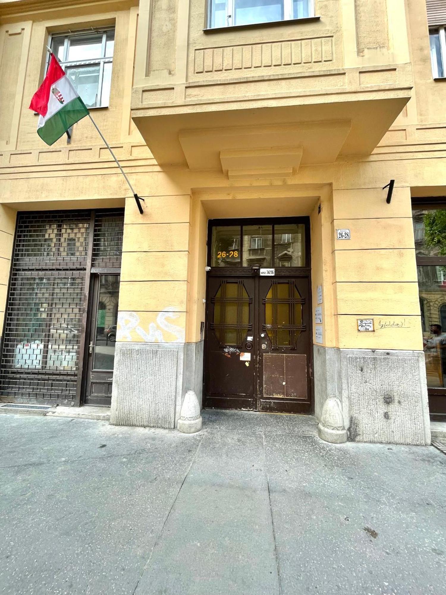 Relax Home With 2 Bedroom, 2 Bathroom For 6 People In The City Centre Free Coffee Budapest Exterior photo