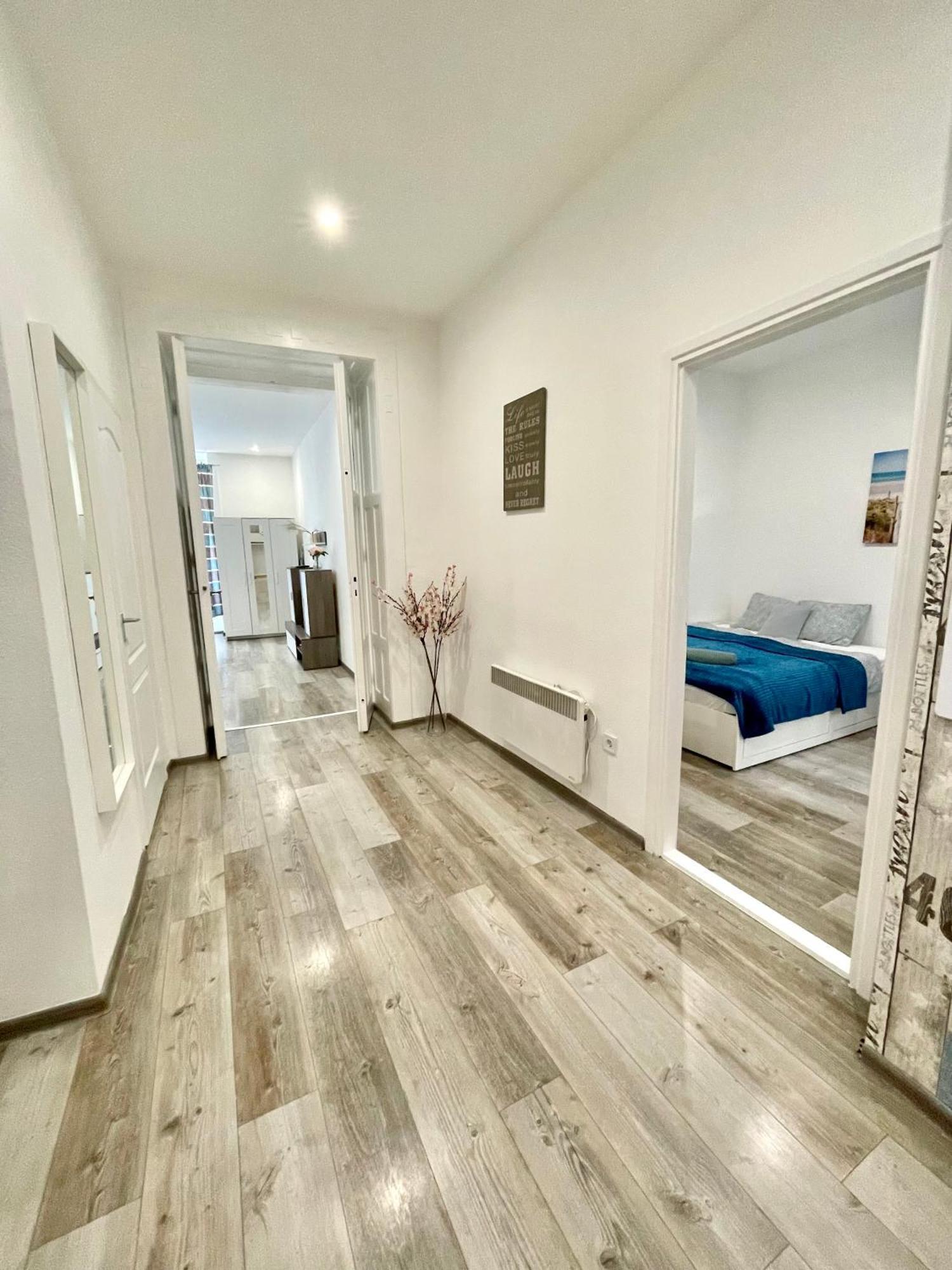 Relax Home With 2 Bedroom, 2 Bathroom For 6 People In The City Centre Free Coffee Budapest Exterior photo