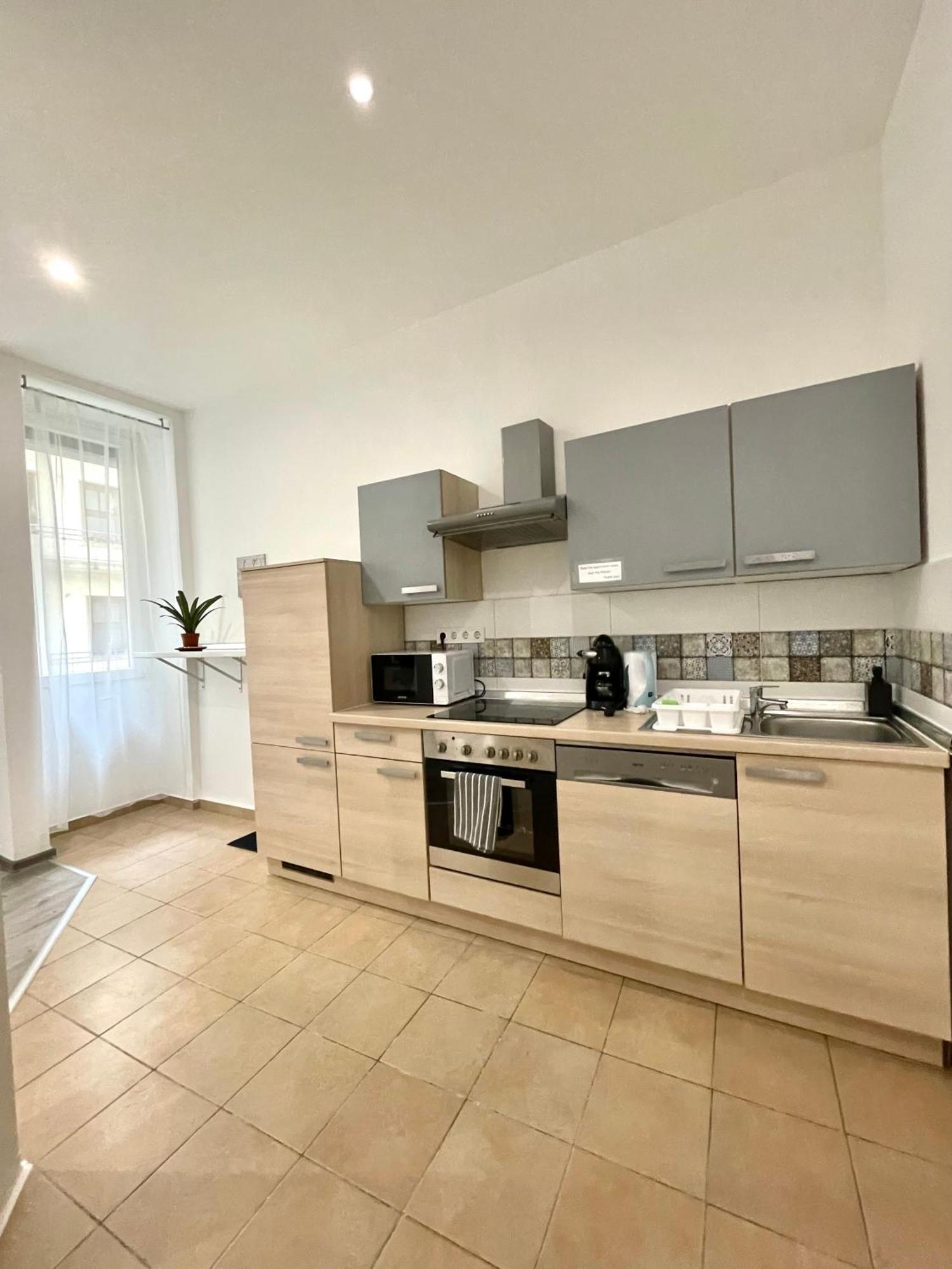 Relax Home With 2 Bedroom, 2 Bathroom For 6 People In The City Centre Free Coffee Budapest Exterior photo