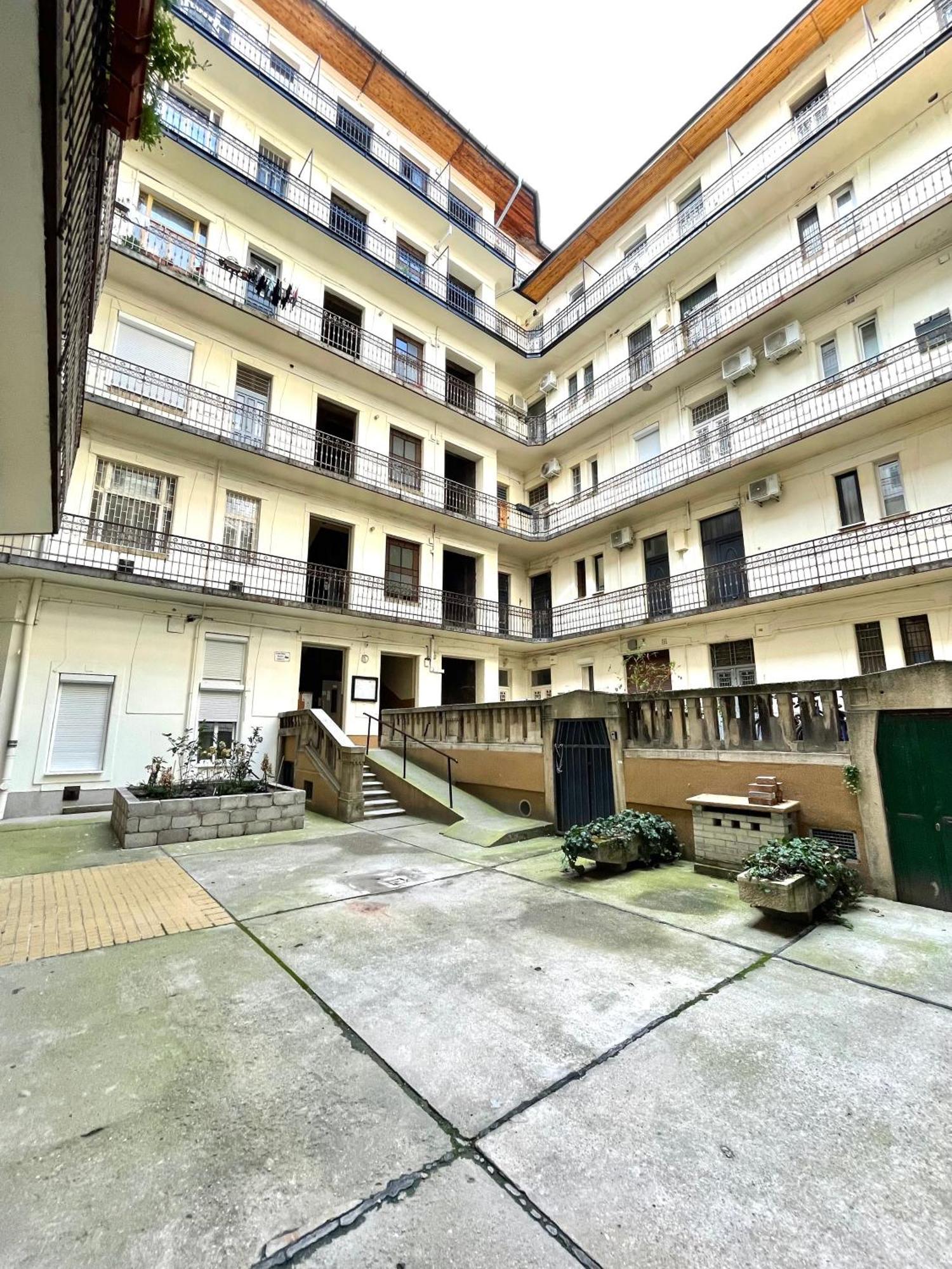 Relax Home With 2 Bedroom, 2 Bathroom For 6 People In The City Centre Free Coffee Budapest Exterior photo